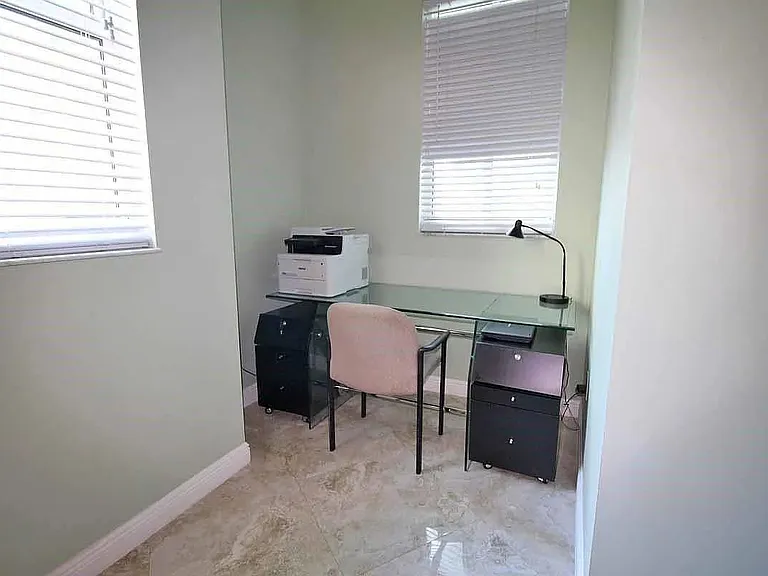 1250 S Miami Ave #802 — Photo 25