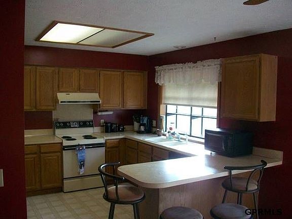 3rd image of 3509 W Dutchman Cir