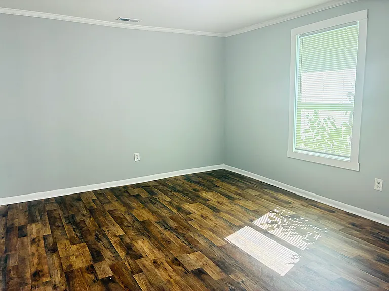 409 Orange St — Photo 12
