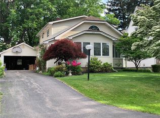 125 Sunset Dr, Rochester, NY 14618