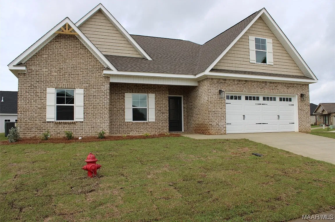 4 bed, 2300 sqft, $2,000 — Photo 1