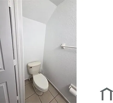 3 bed, 1600 sqft, $2,268 — Photo 4