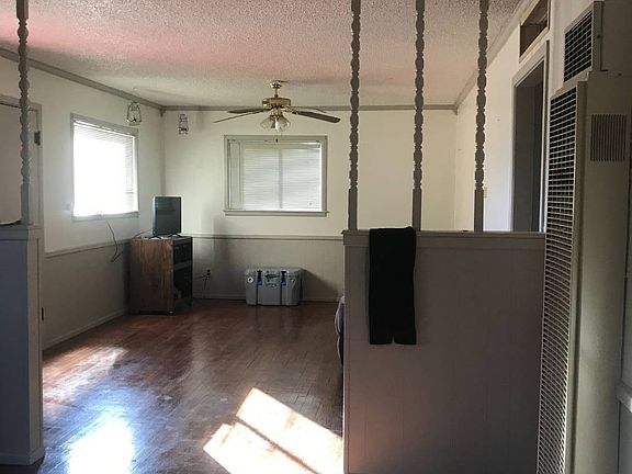 5th image of 419 W Max Ave