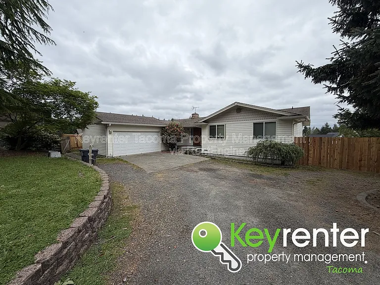 25313 103rd Ave E — Photo 1