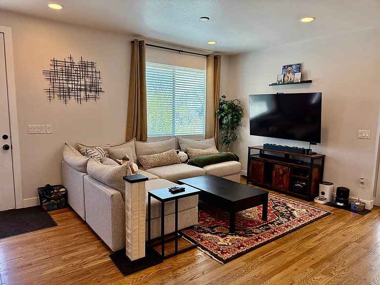 2525 W Wesley Ave — Photo 28