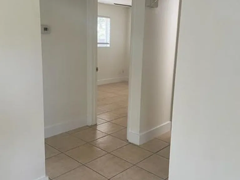 1009 S Roosevelt St — Photo 7