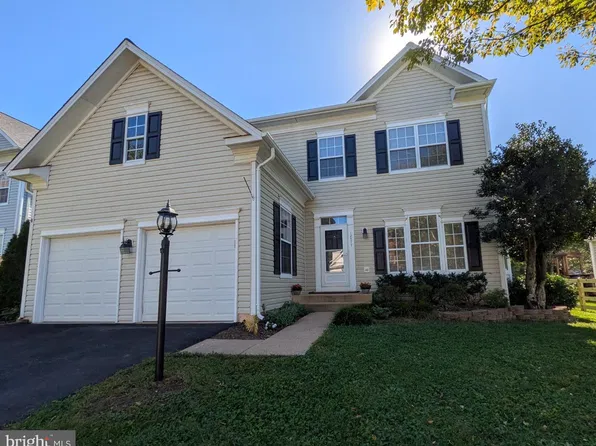 12577 Garry Glen Dr, Bristow, VA 20136
