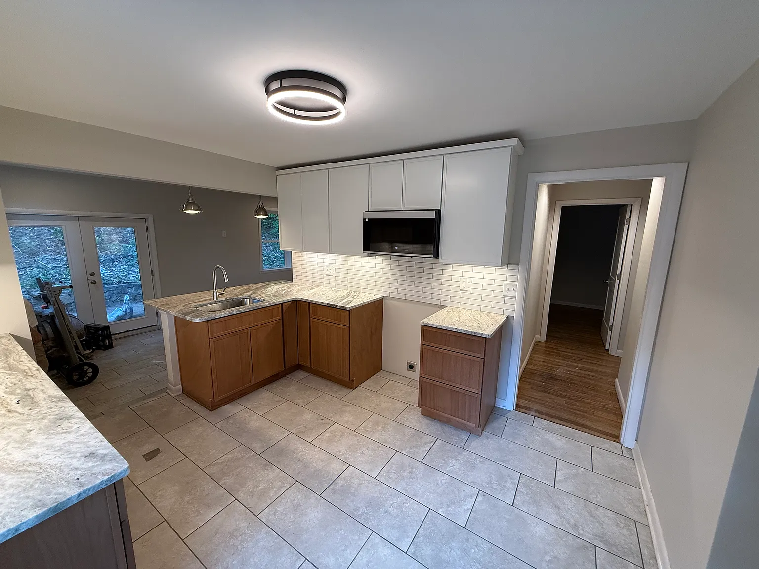 3 bed, 1603 sqft, $1,995 — Photo 3