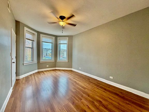2nd image of 5144 S Hermitage Ave #2