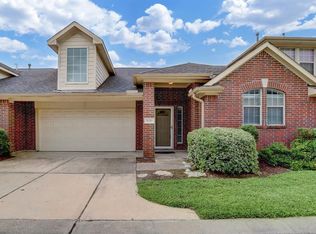 1630 Village Townhome Dr, Pasadena, TX 77504