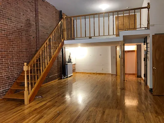 Rented by Triumph Property Group | media 12