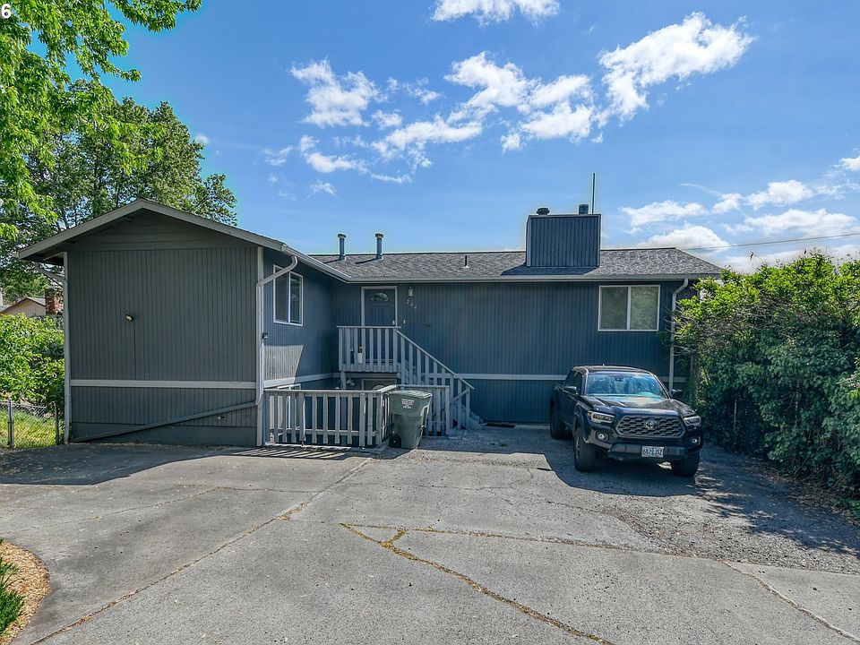 1st image of 704 NW 4th St