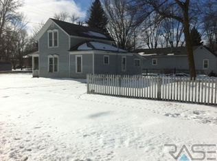 800 Vermillion St, Centerville, SD 57014