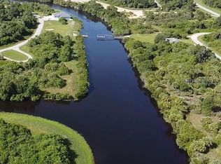 7260 Hub Ct, North Port, FL 34288