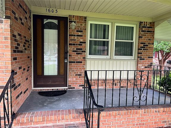 2nd image of 1603 Wood Ave