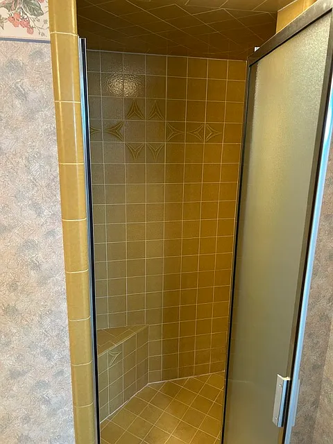 2 bed, 1200 sqft, $1,500 — Photo 2