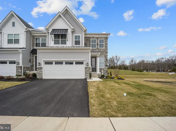 3106 Wier Dr E, Warrington, PA 18976