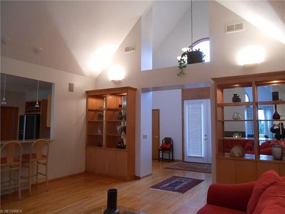 5th image of 4065 Fairway Dr