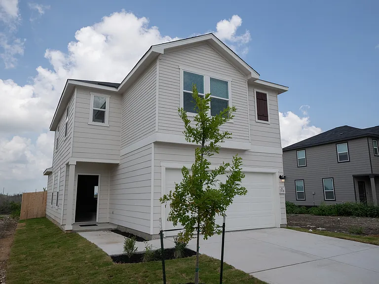7531 Fishbowl Ln — Photo 3