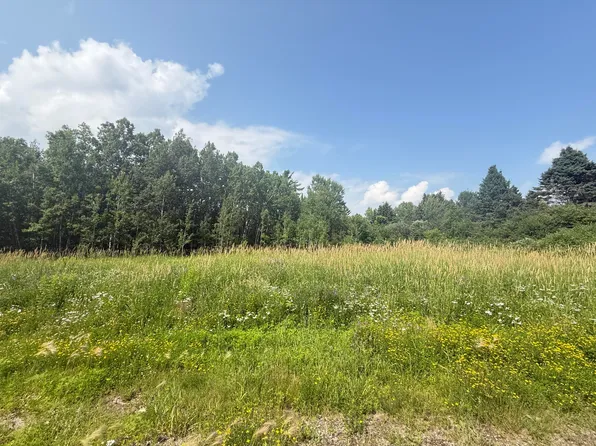 W 26th Ave, Sault Sainte Marie, MI 49783
