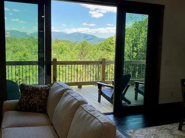 748 Flat Branch Rd, Ellijay, GA 30540
