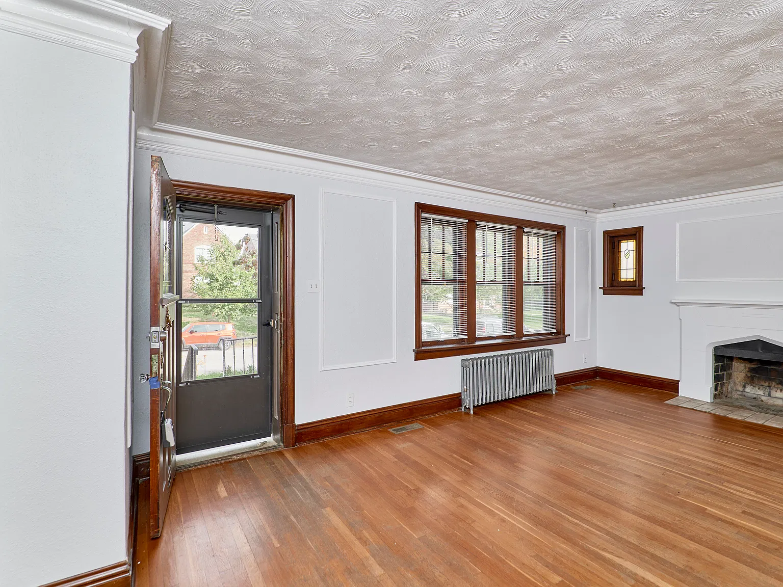2 bed, 1350 sqft, $1,400 — Photo 4