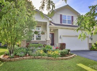 1065 N Cornerstone Dr, Volo, IL 60020