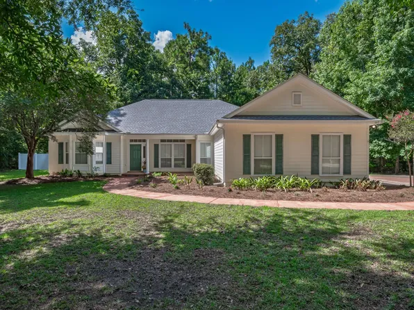 147 Maria Del Carmen Ln, Crawfordville, FL 32327