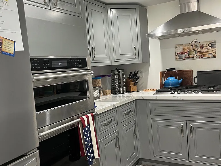 kitchen- electric/convection oven and microwave