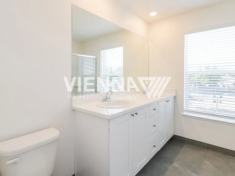 8094 Quiet Knolls Dr — Photo 11
