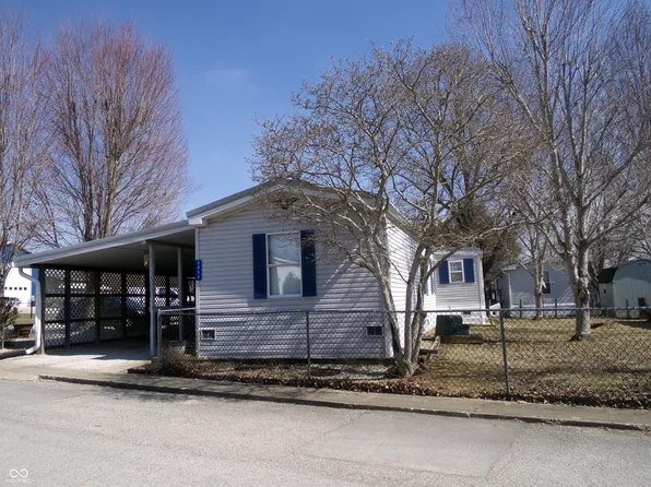 3058 & 3059 Van Bibber Lake Est, Greencastle, IN 46135