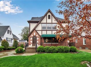318 Paramount Pkwy, Buffalo, NY 14223