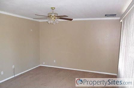 2nd image of 1925 W Wescott Dr