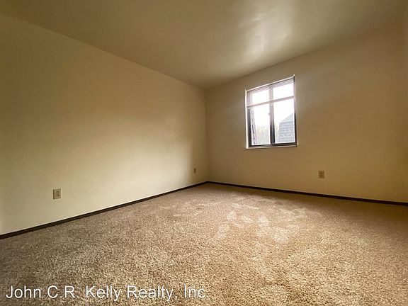 5th image of 100 Kellywood Mnr #108