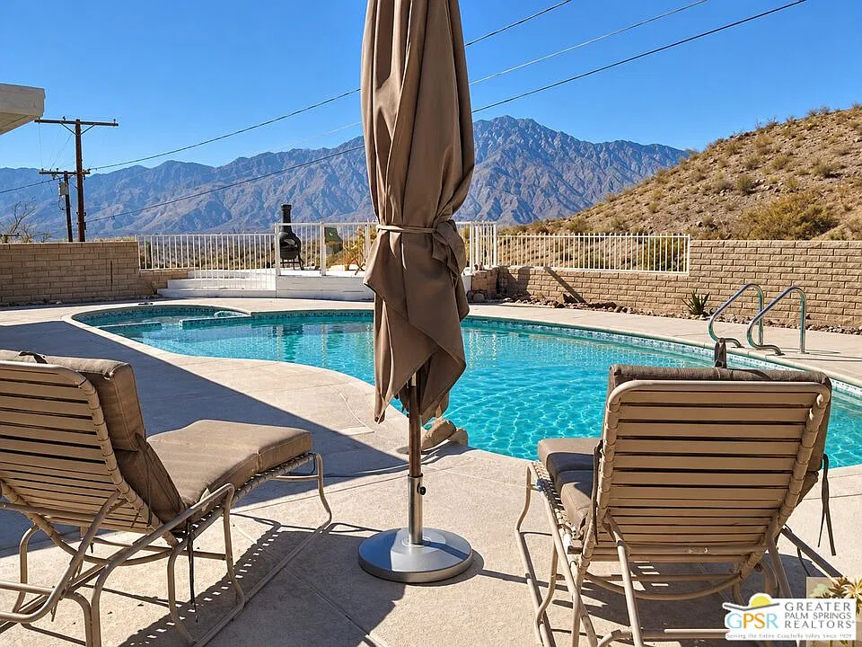 12135 Avenida Alta Loma