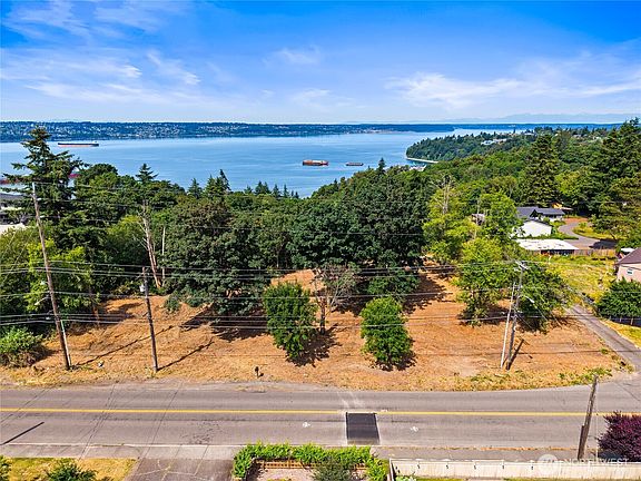 3rd image of 2348 Browns Point Boulevard