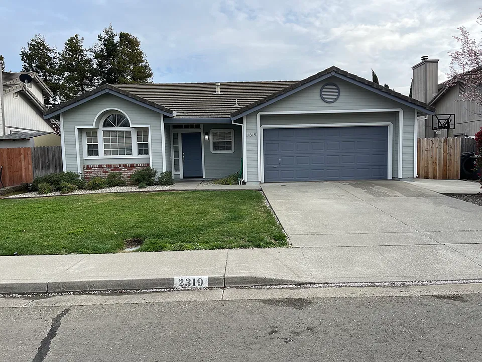 2319 Burgundy Way