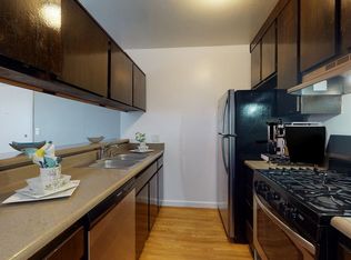 Executive House Apartments, Van Nuys, CA 91406