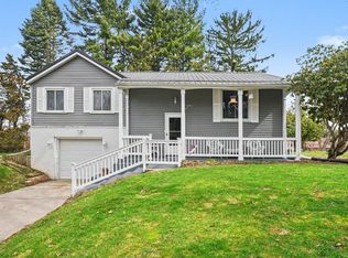 1710 Kilarney Ln, Niles, MI 49120