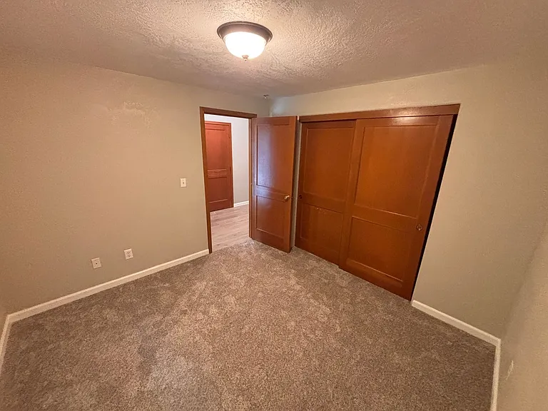 3052 Gary Dr — Photo 9