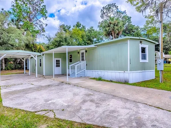 13097 SE 109th Ter, Ocklawaha, FL 32179