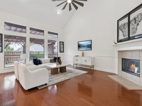 9857 Avalon Dr, Frisco, TX 75035