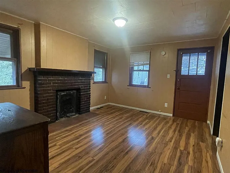 804 Glenn Ave — Photo 5
