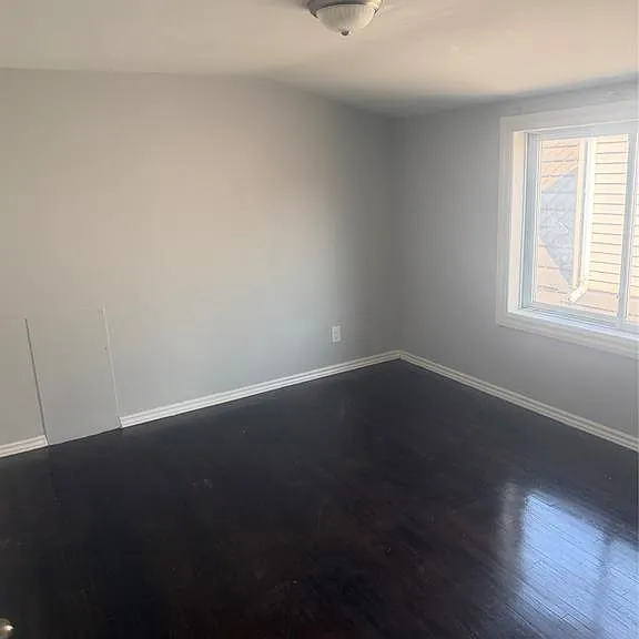 1536 Marentette Ave — Photo 15