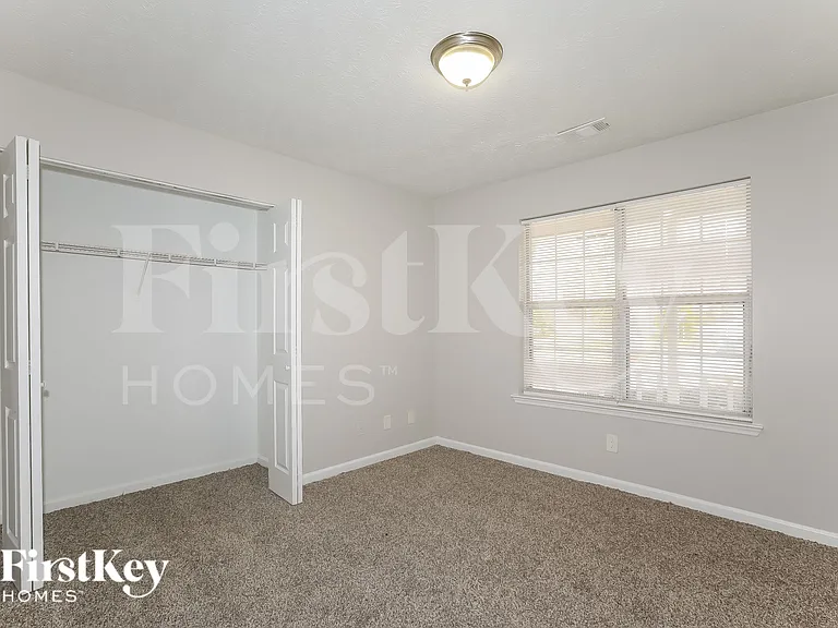 8606 Sheridan Dr — Photo 12
