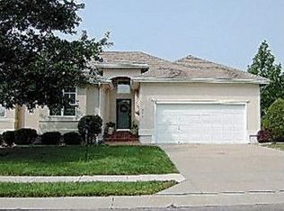 4324 S Davidson Dr, Independence, MO 64055