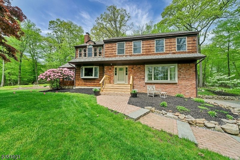 8 Fleming Ct, Long Valley, NJ 07853 Zillow