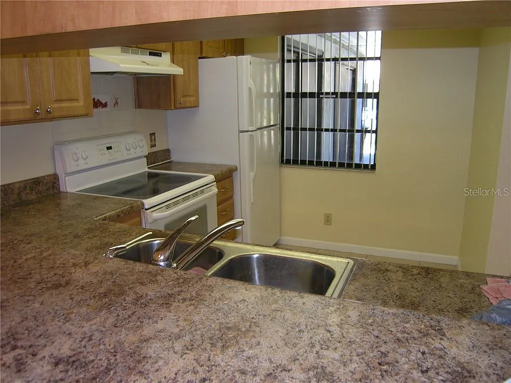 2 bed, 2.0 bath, 935 sqft, $2,000 — Photo 4