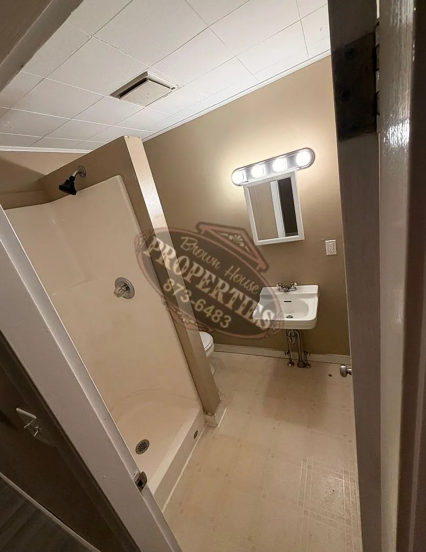 Lake Region Apartments — Photo 4