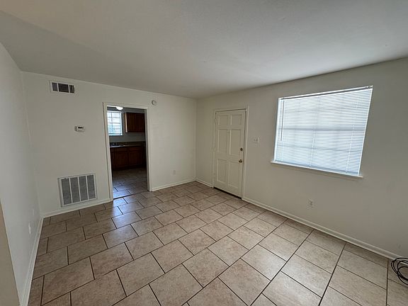 5th image of 5944 Tchoupitoulas St #F